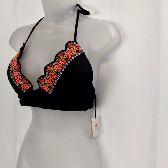 Shade & Shore Tropical Embroidered Bikini Top - Picture 3 of 12